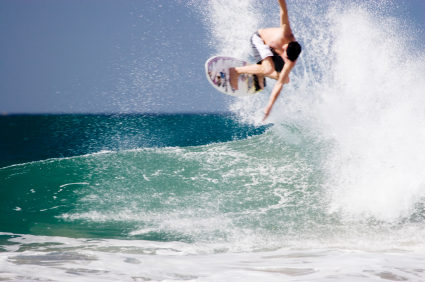 Advanced Surfers Need Focus & Dedication advanced surfing tips